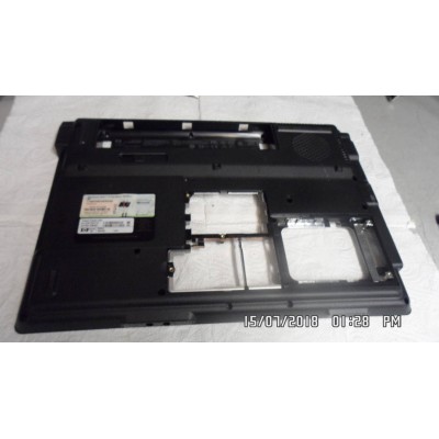 HP PRESARIO F600 COVER INFERIORE BASE